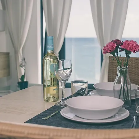 شقة Sea Breeze